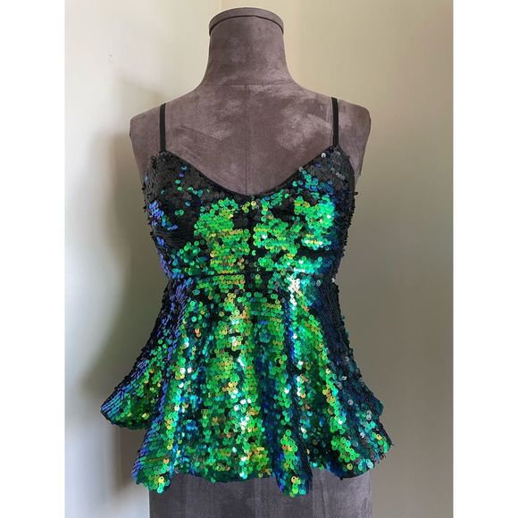 Green Sequin Spaghetti Strap Cami - Picture 2 of 8